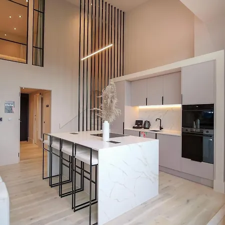 Ceramica By The Heim Residences Apartment Manchester
