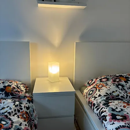 Blackley Rustic Gem A Suburb Hideaway