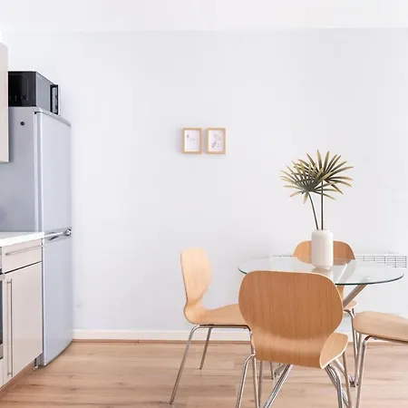 Modern Bright In Salford With Private Parking Apartment Manchester