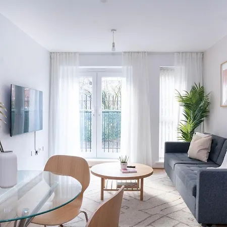 Modern Bright In Salford With Private Parking Apartamento *