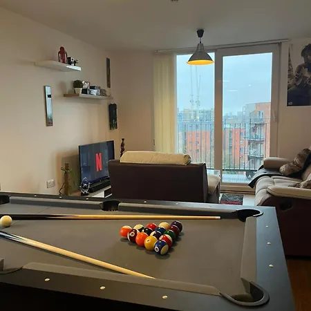 Cosy Next To Etihad Stadium