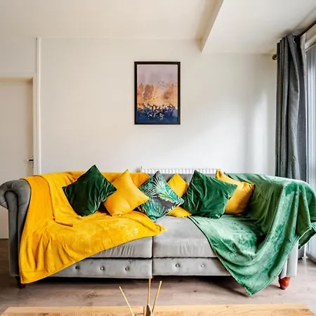 Hillside Haven In Holiday home Manchester