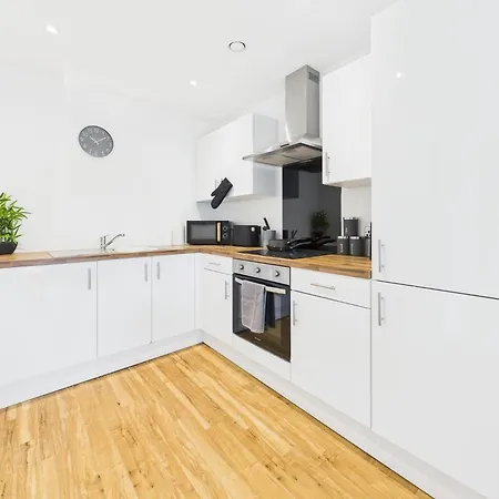 Cosy 2br In Media * Manchester