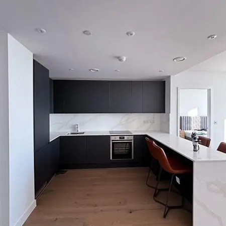 2 Bedroom With Views * Manchester