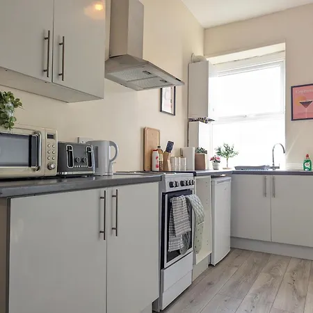 Modern Near Centre Apartment Manchester