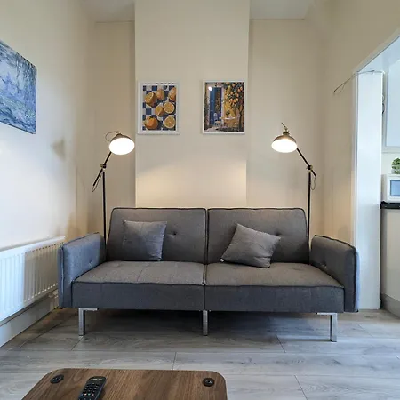 Apartment Modern Near Centre