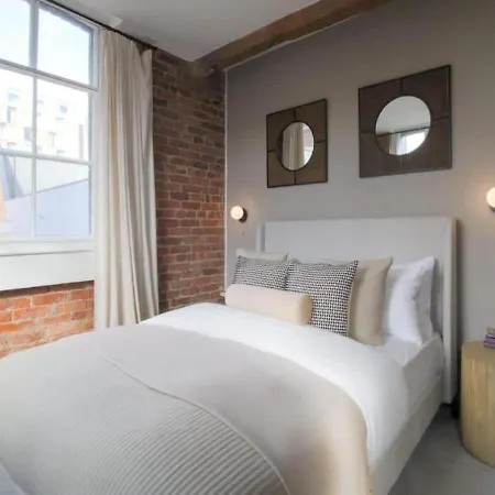 Cable Street Warehouse * מנצ'סטר