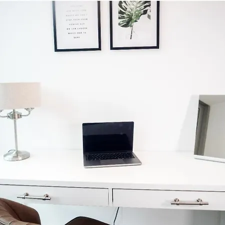 Luxurious Flat In Appartement
