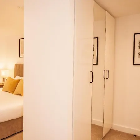 Luxurious Flat In Appartement *