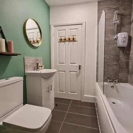 Old Trafford 1 Bed By Superhost * Manchester