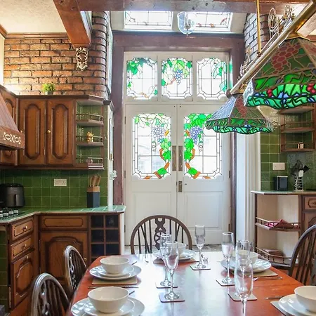 The Loft In A 6 Bedroom Victorian Shared House, Sleeps 4, Super King, Two Single Bed Manchester
