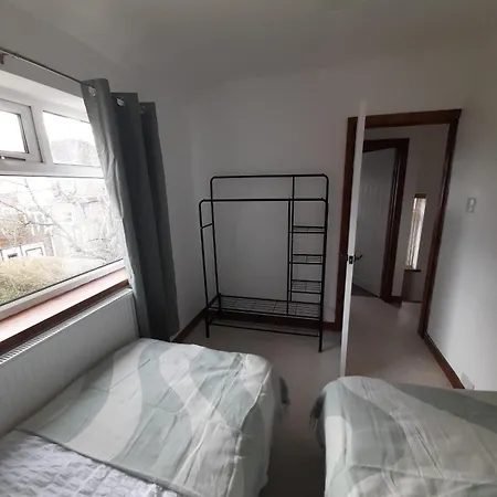 Luxury Family 3 Bedroom House - Ubytování v soukromí *