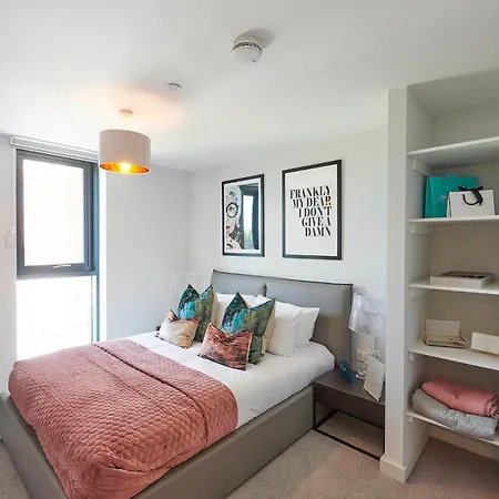 Jll Duet Apartment *