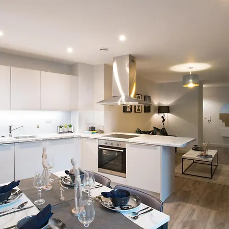 Jll Duet Apartman Manchester