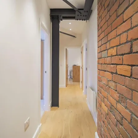 Апартаменты Arbora At The Heim Residences Манчестер