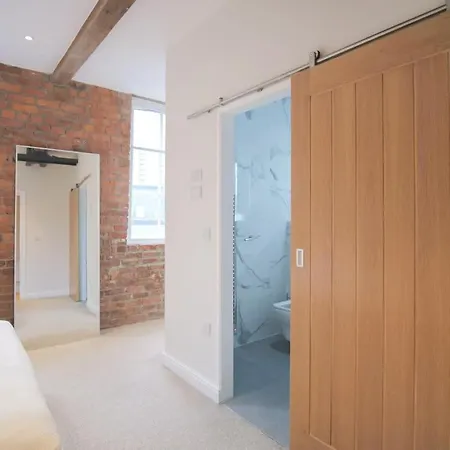 Arbora At The Heim Residences Апартаменты *