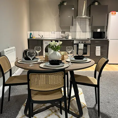 Ancoats 2br With Private Terrace