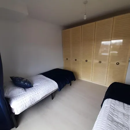 Ubytování v soukromí Luxury Family 3 Bedroom House - *