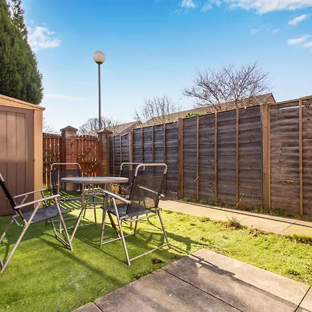 Manchester, Centre, House, Parking, Garden, M60 Semesterbostad