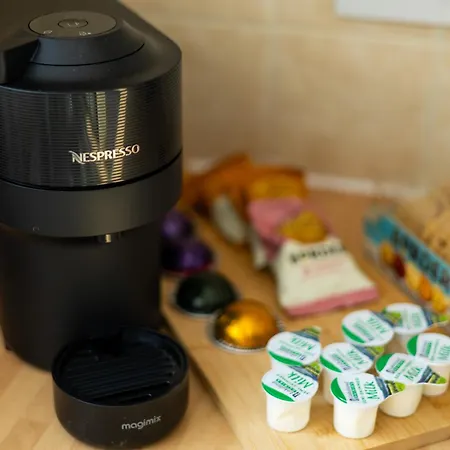 Semesterbostad Manchester, Centre, House, Parking, Garden, M60 *