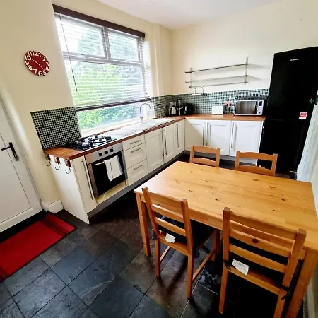 Free Parking House In Middleton By Superhost *