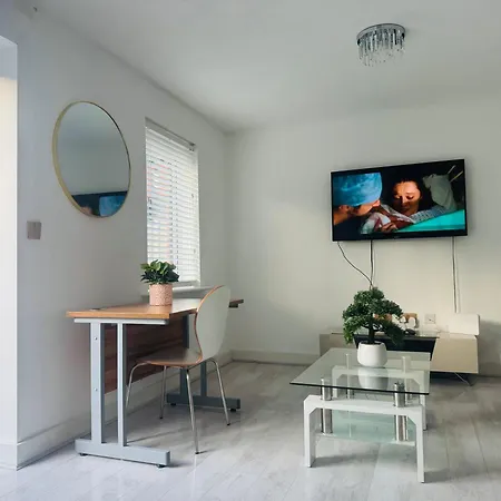 Modern Lux New Built Double * Manchester