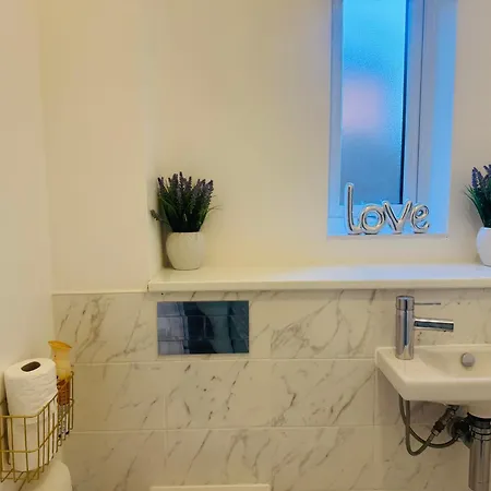 Modern Lux New Built Double Manchester