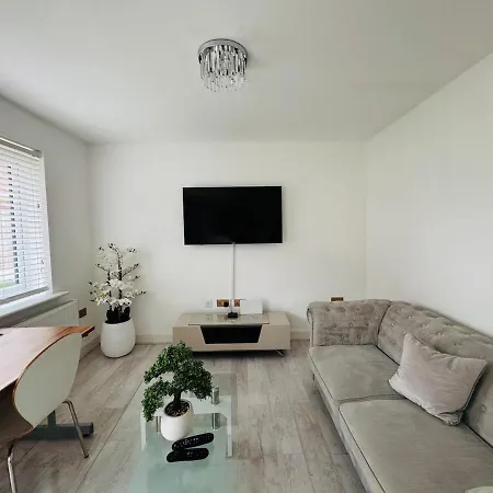 Modern Lux New Built House In Ancoats Free Wifi Parking Hébergement de vacances *
