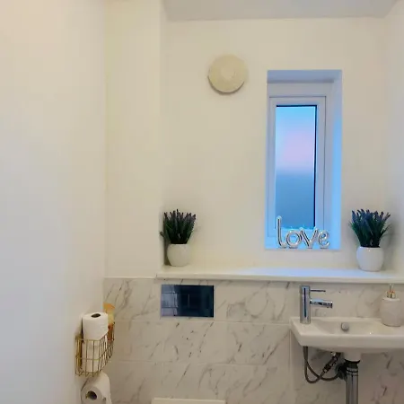 Modern Lux New Built House In Ancoats Free Wifi Parking *