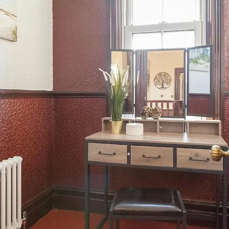 Apartmán The Emerald In A 6 Bedroom Shared Victorian House Manchester