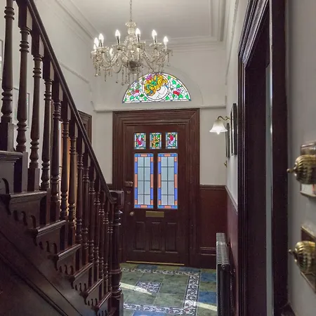Apartment The Turquoise Double In A 6 Bedroom Victorian House