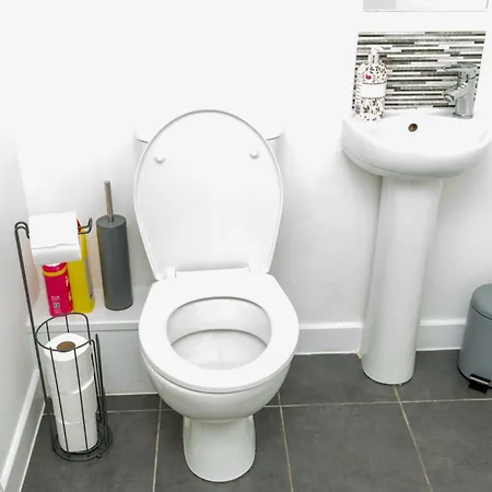 Cityside Deluxe - 3 Bedroom House Great For Family With Free Parking & Garden Manchester