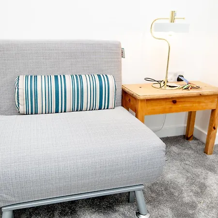 Apartment Cityside Deluxe - 3 Bedroom House Great For Family With Free Parking & Garden Manchester