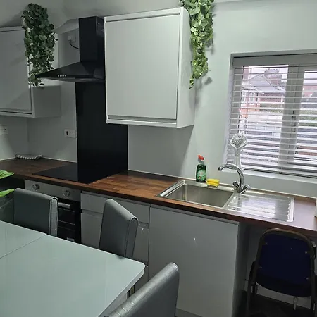 Worem House-ensuiet Guest house Manchester