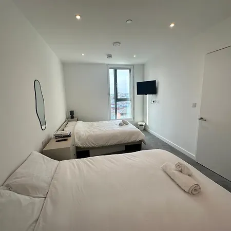 Modern 2 Bed Old Trafford Stadium