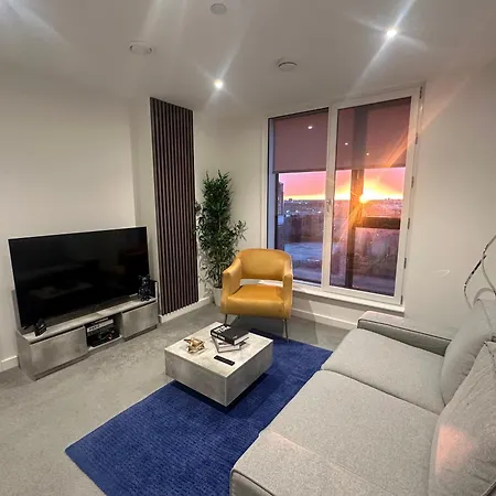 Modern 2 Bed Old Trafford Stadium