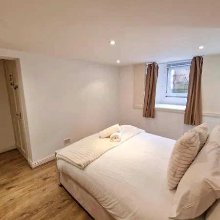 Ferienhaus Salford Sleeps 10 By Superhost *