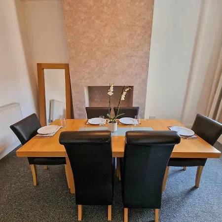 Casa vacanze Salford Sleeps 10 By Superhost Manchester
