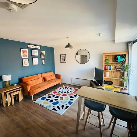 Apartment Cool, Calm & Connected Manchester