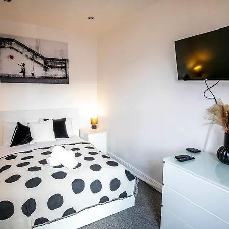 公寓 2 Bed Didsbury Flat Sleeps 6 Free Parking *