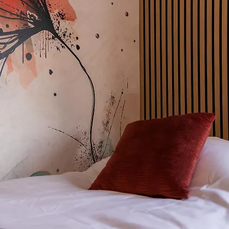 Luxury 8 Bed Holiday home Manchester