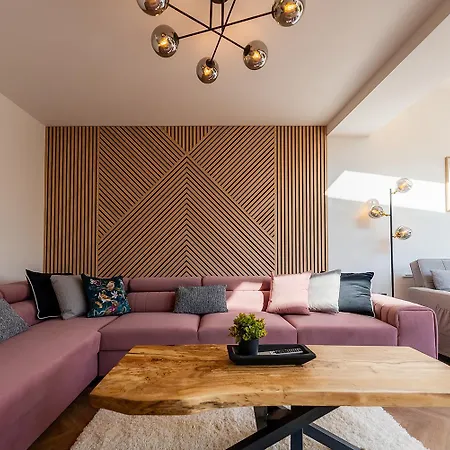 Luxury 8 Bed Nyaraló *