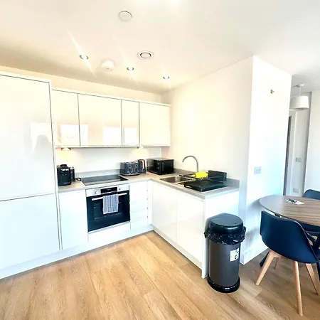 Up To 40 Percent Off Old Trafford Modern Apartamento Manchester