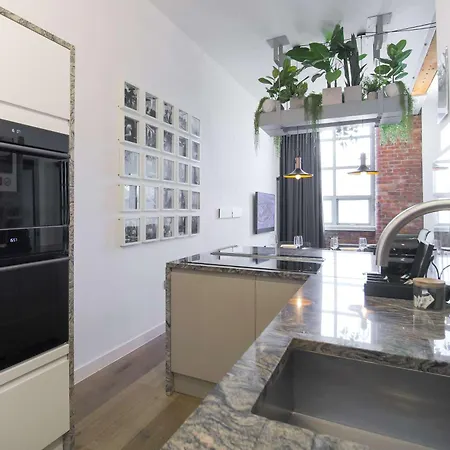New York By The Heim Residences