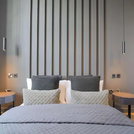 New York By The Heim Residences *