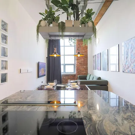 New York By The Heim * Манчестер