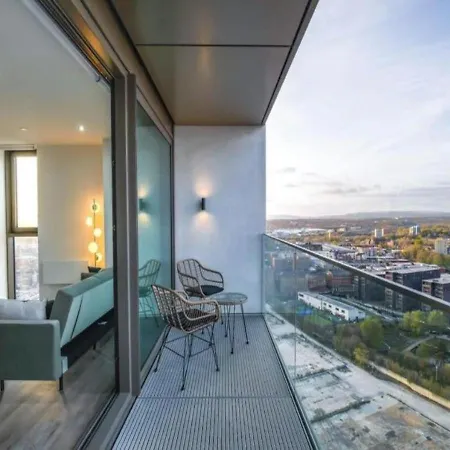 Apartamento Skyline By The Heim *