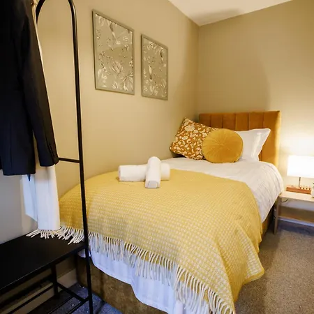 Luxury Celebrity Townhouse Etihad Stadium Coop Live Arena 2 Parking Sleep 10 *