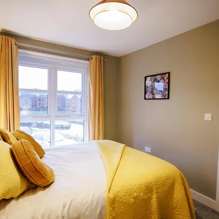 Luxury Celebrity Townhouse Etihad Stadium Coop Live Arena 2 Parking Sleep 10 Holiday home Manchester