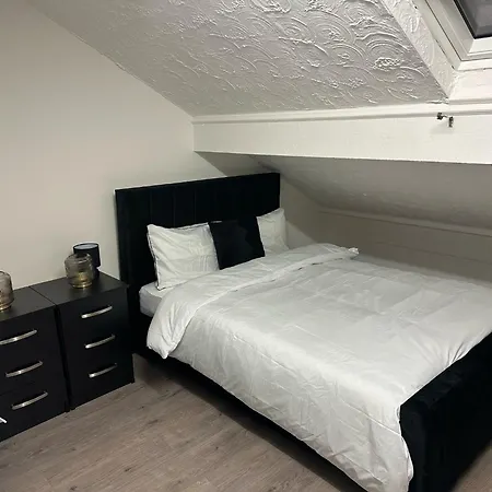 Airport Stopsss Manchester